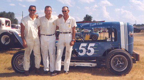 If you look through the window of the #55, you will see the Haskard Cleaners Special driven by Jay Schrock of Hutchinson. Sure wish I had that car for my site.